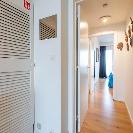 Royal Palace Sectie 5 * Ostende