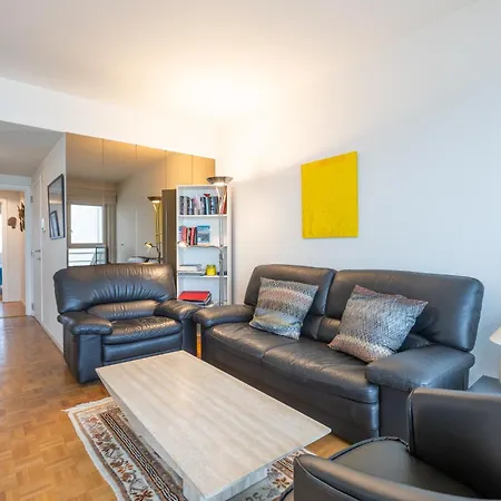 Royal Palace Sectie 5 Apartment *