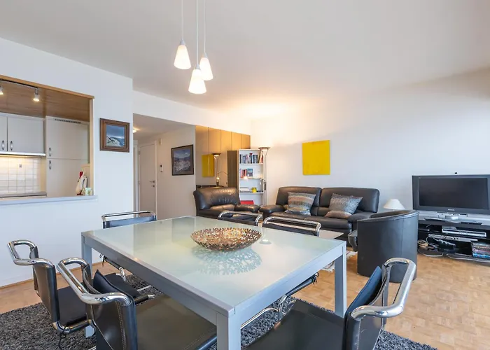 Lecomte - Royal Palace 246 Apartment